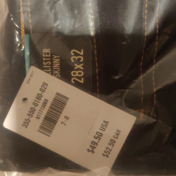BNWT Hollister Skinny jeans size 28 denim and cream (lot of 2). - Picture 2 of 3